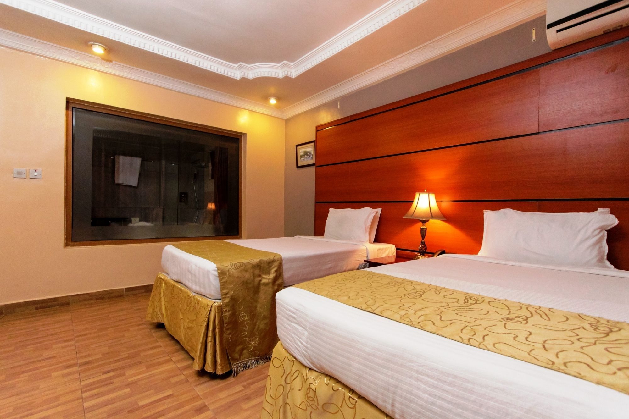 Sunfit - Fitness, Spa, Accommodation Aliayabiagba Luaran gambar